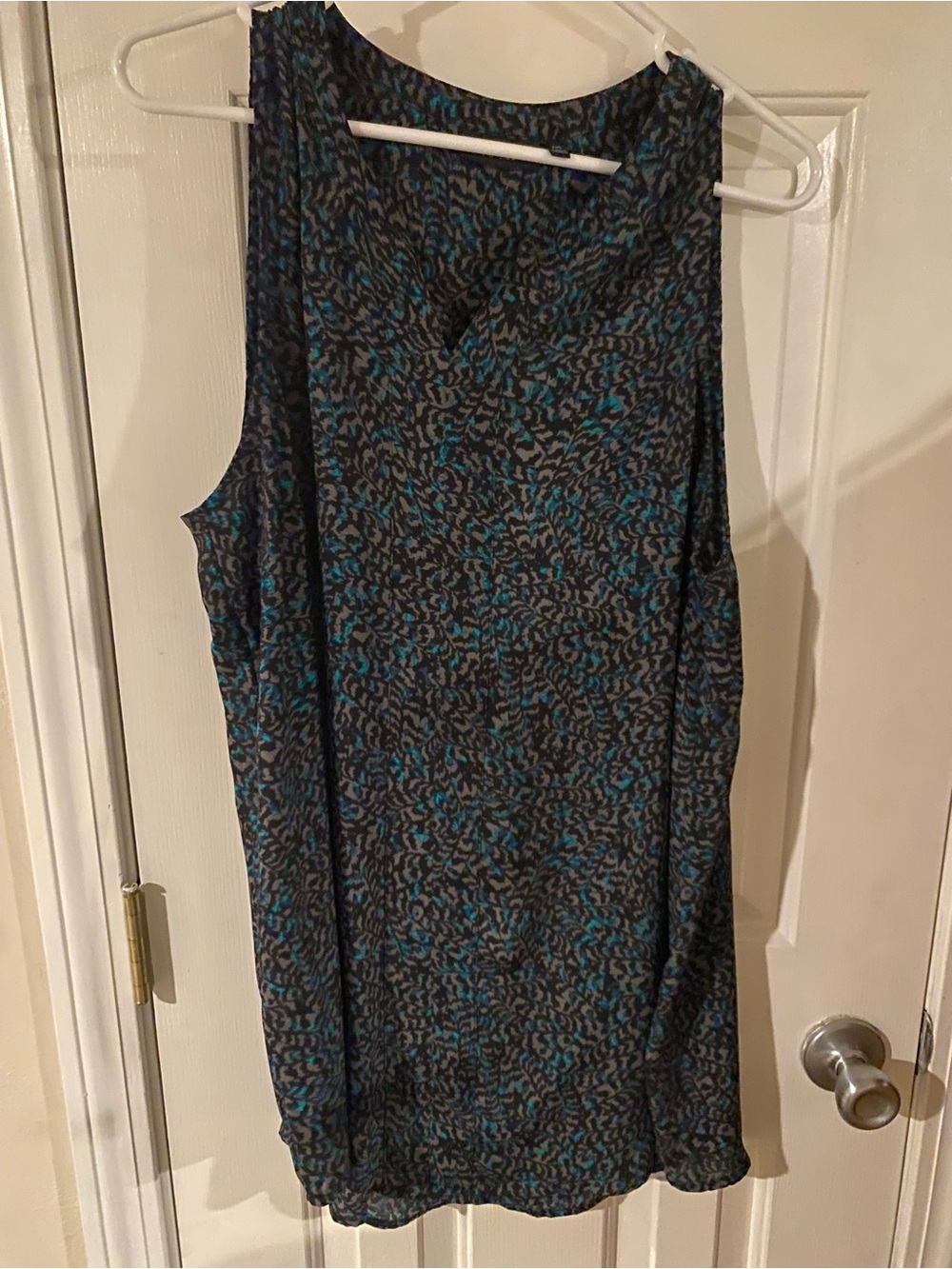 Apt. 9 Teal and Black Patterned V-Neck Tank